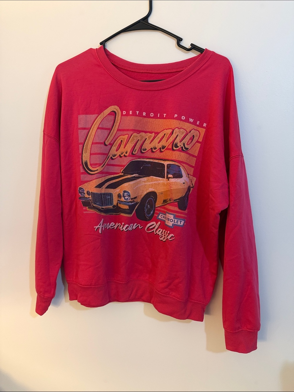 Red Camaro Graphic Crewneck Sweatshirt - Unbranded